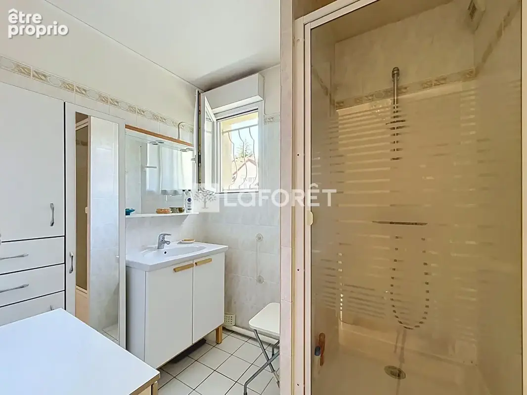 Appartement Verneuil Sur Seine 4 pièce(s) 80.5 m2 - photo 13