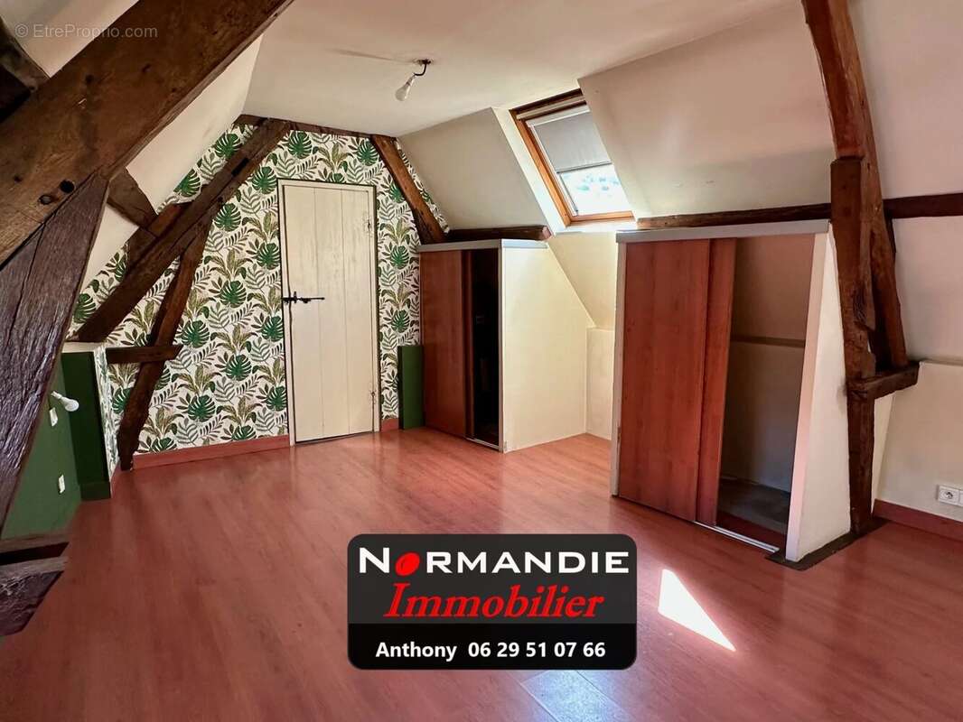 Appartement à LILLEBONNE