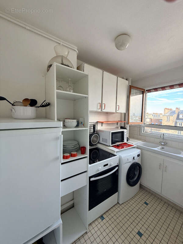 Appartement à PARIS-12E