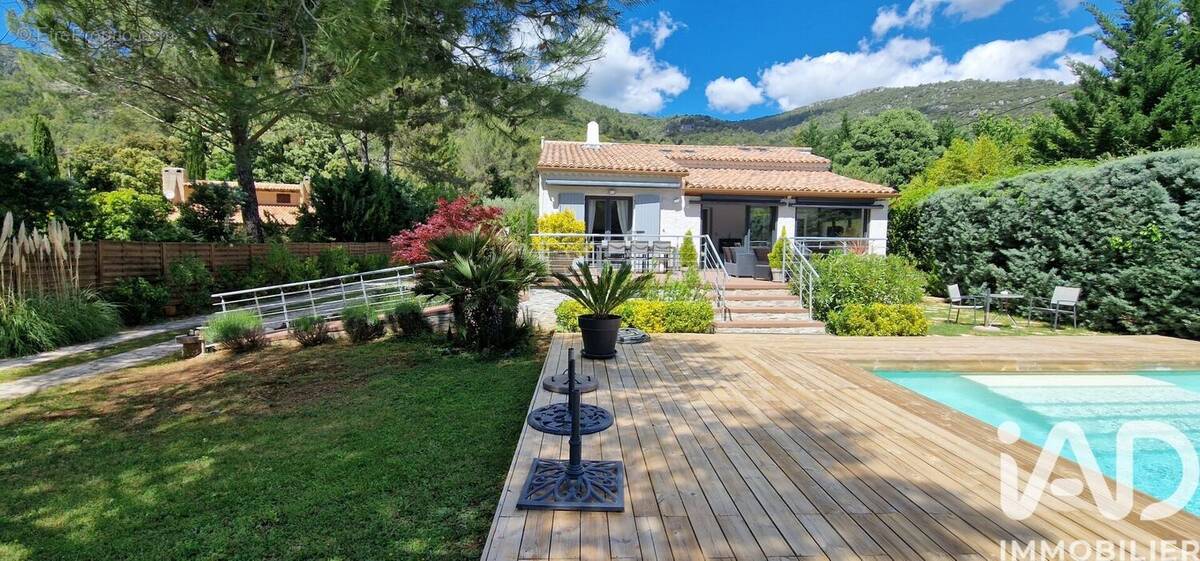 Photo 1 - Maison à SIGNES