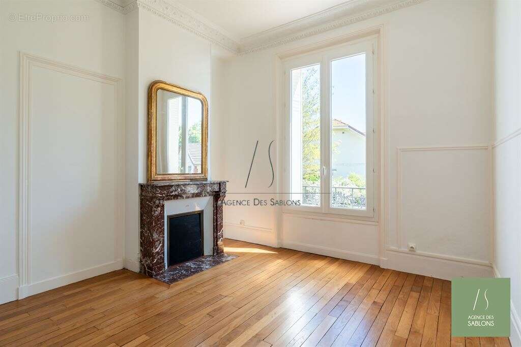 Maison à LE VESINET