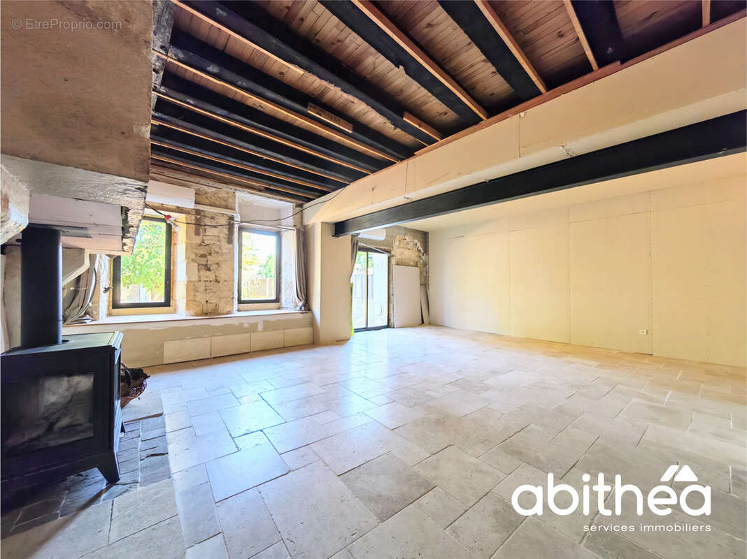 Une maison de caractère à terminer selon vos envies… - photo 6