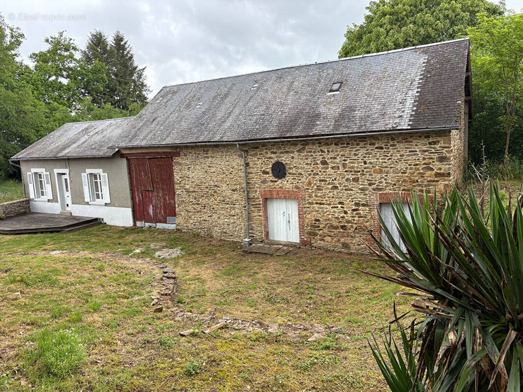 Maison à CHATEAUNEUF-LA-FORET
