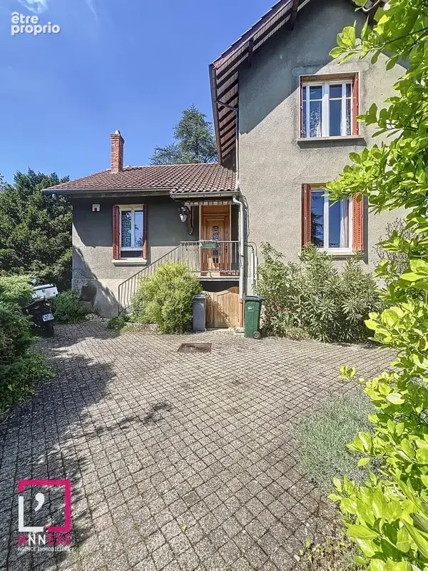 Maison 6 pièces 137 m² à vendre à Sainte-Foy-Les-Lyon (69110) - photo 8