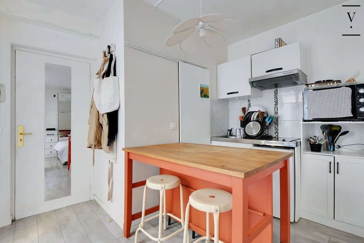 Appartement à PARIS-17E