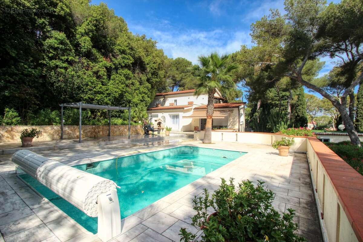 Saint jean cap ferrat "le cap" - propriété 600m²  terrain 5000m² piscine - photo 7