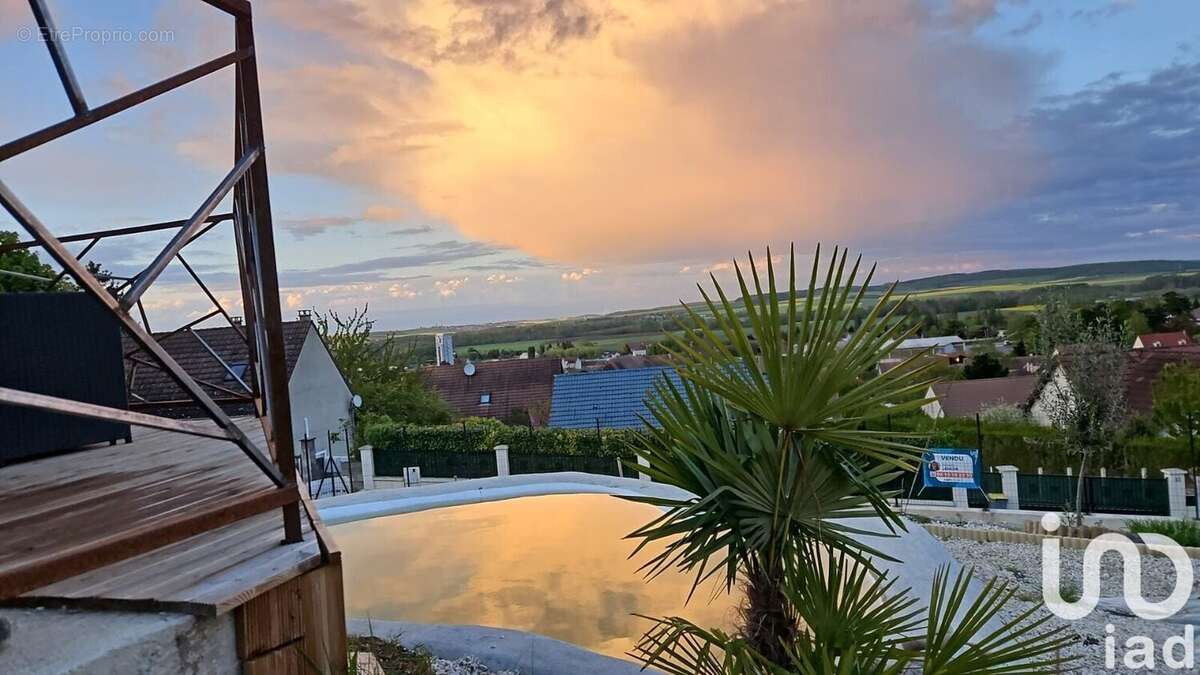 Photo 2 - Maison à PONT-SUR-YONNE