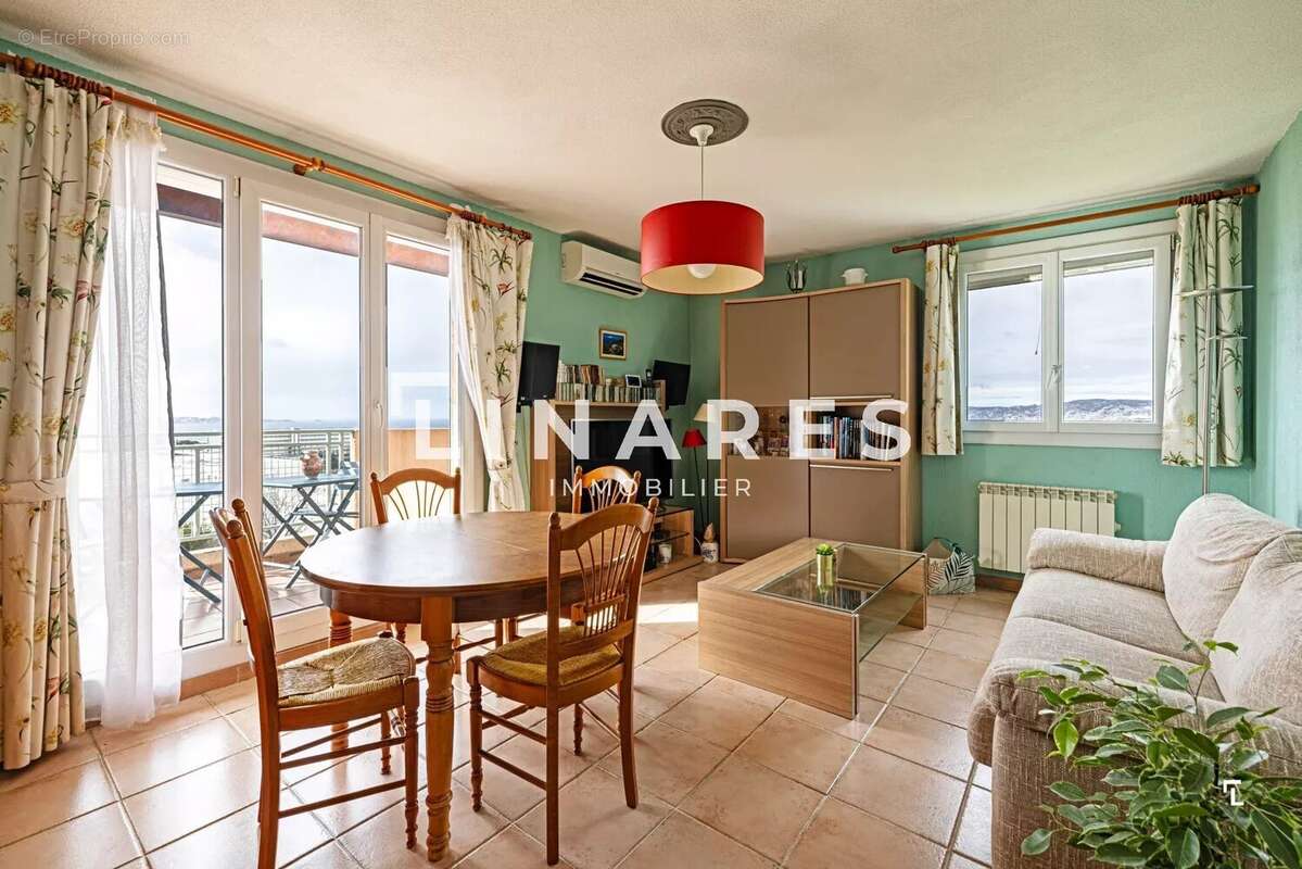 Appartement à MARSEILLE-15E