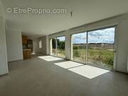 Maison à SAINT-SYMPHORIEN-LE-CHATEAU