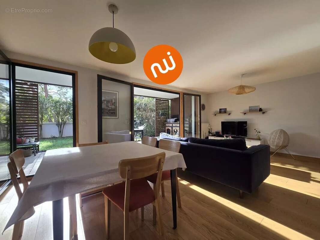 Appartement à TASSIN-LA-DEMI-LUNE