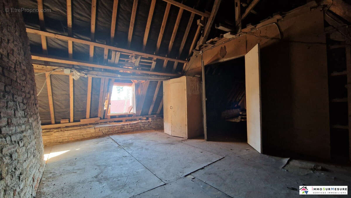 Maison à HOUVIN-HOUVIGNEUL