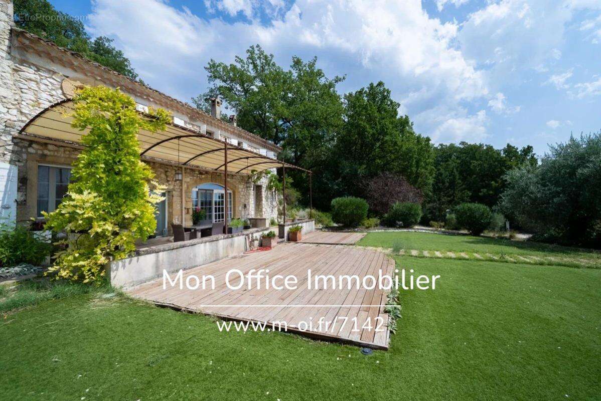 Référence : 7142-CCH - Maison 11 pièces - photo 11