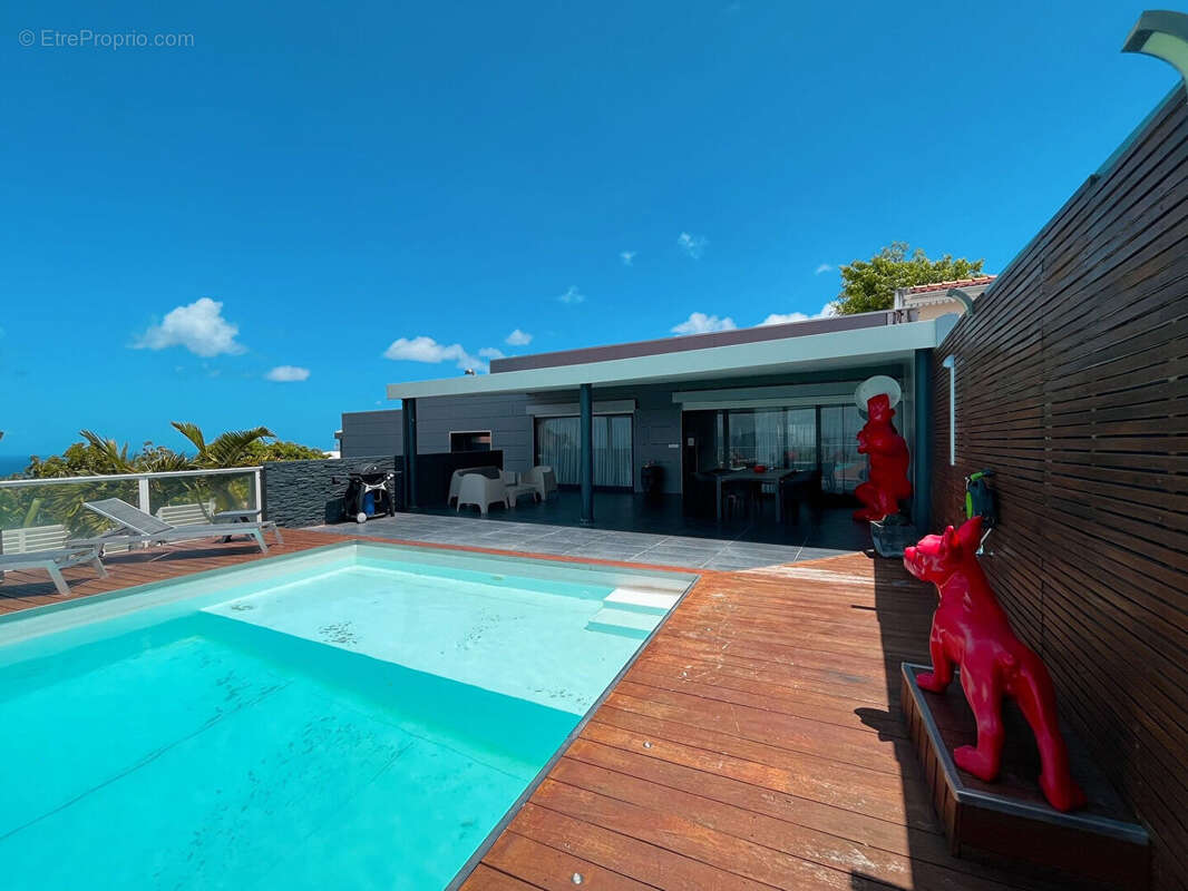 Maison à CASE-PILOTE