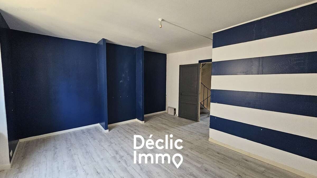 Maison mitoyenne au cur de St Maixent l'Ecole - photo 4