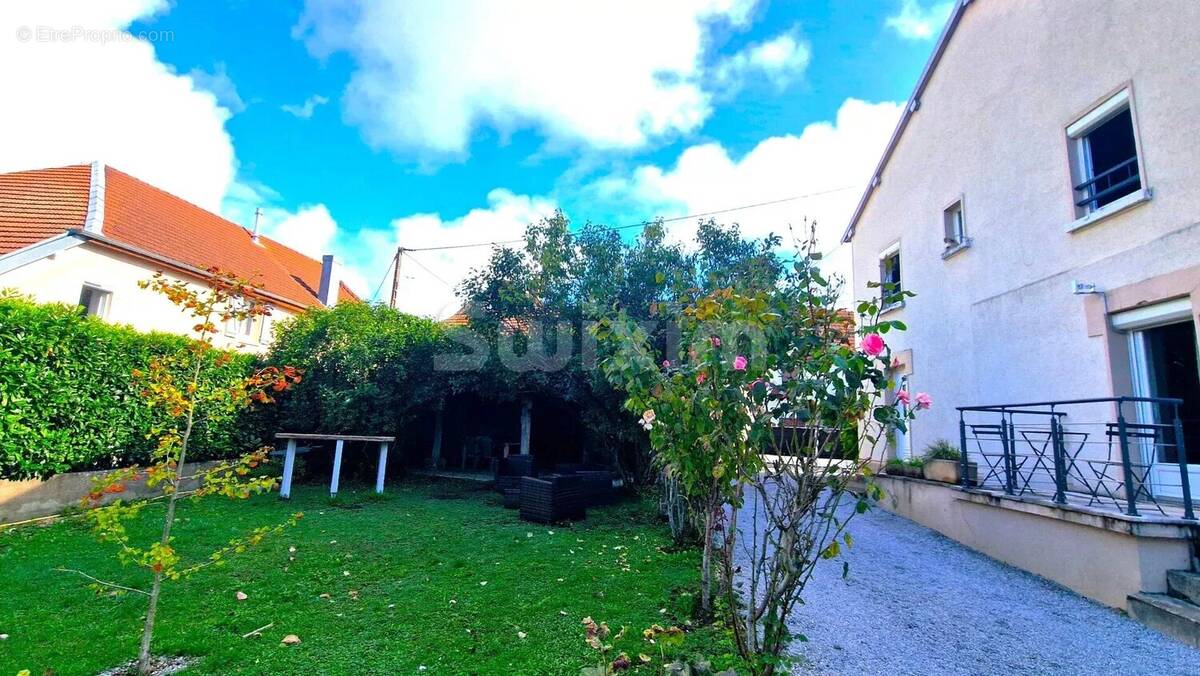 Appartement à TORPES