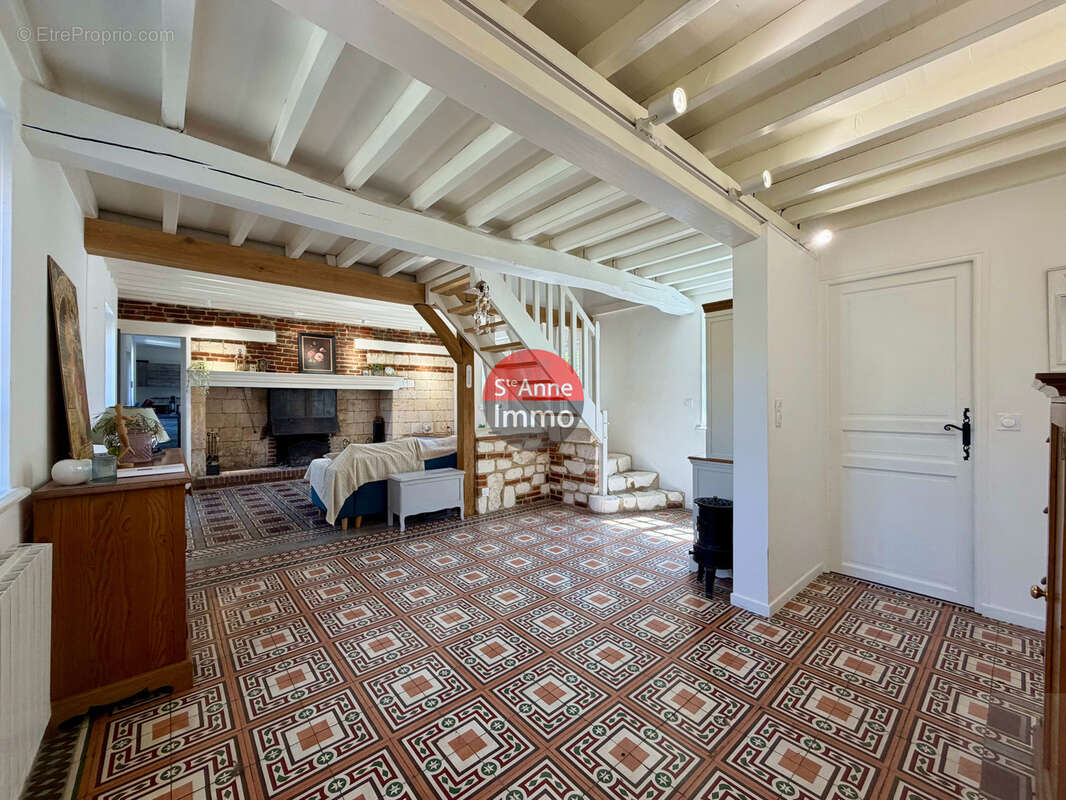 Maison à BEHENCOURT