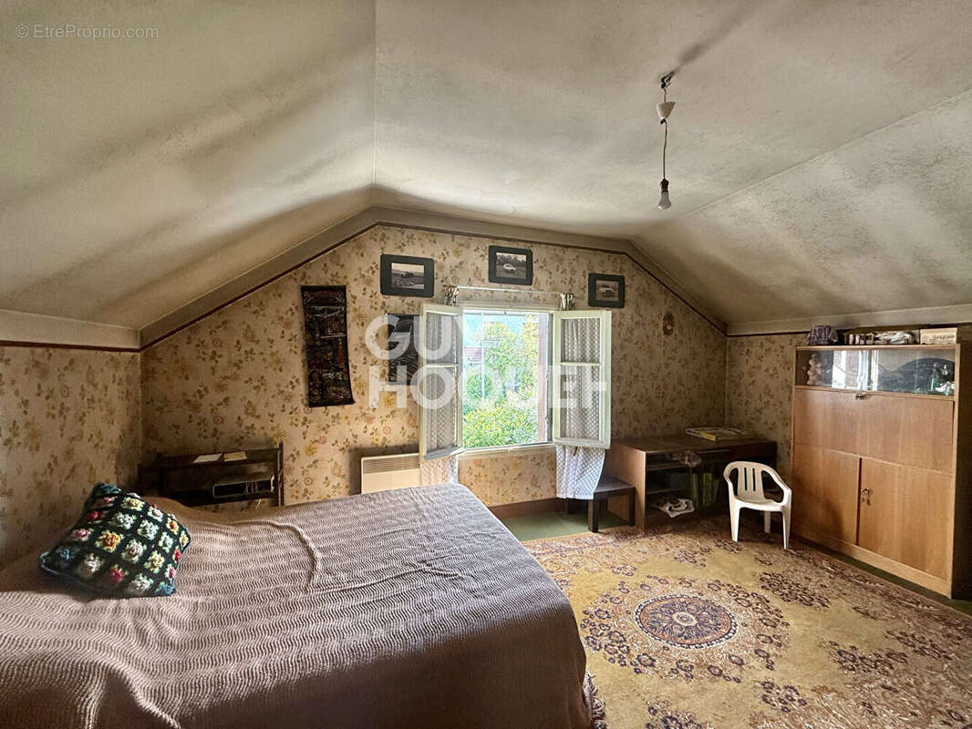 Maison à L'HAY-LES-ROSES