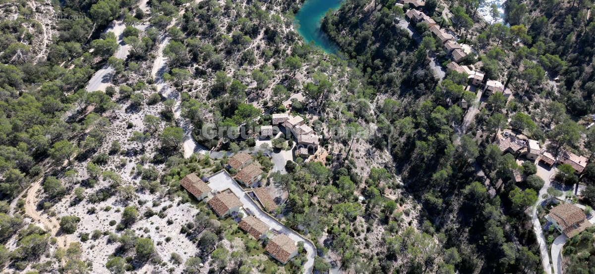 Maison à ESPARRON-DE-VERDON