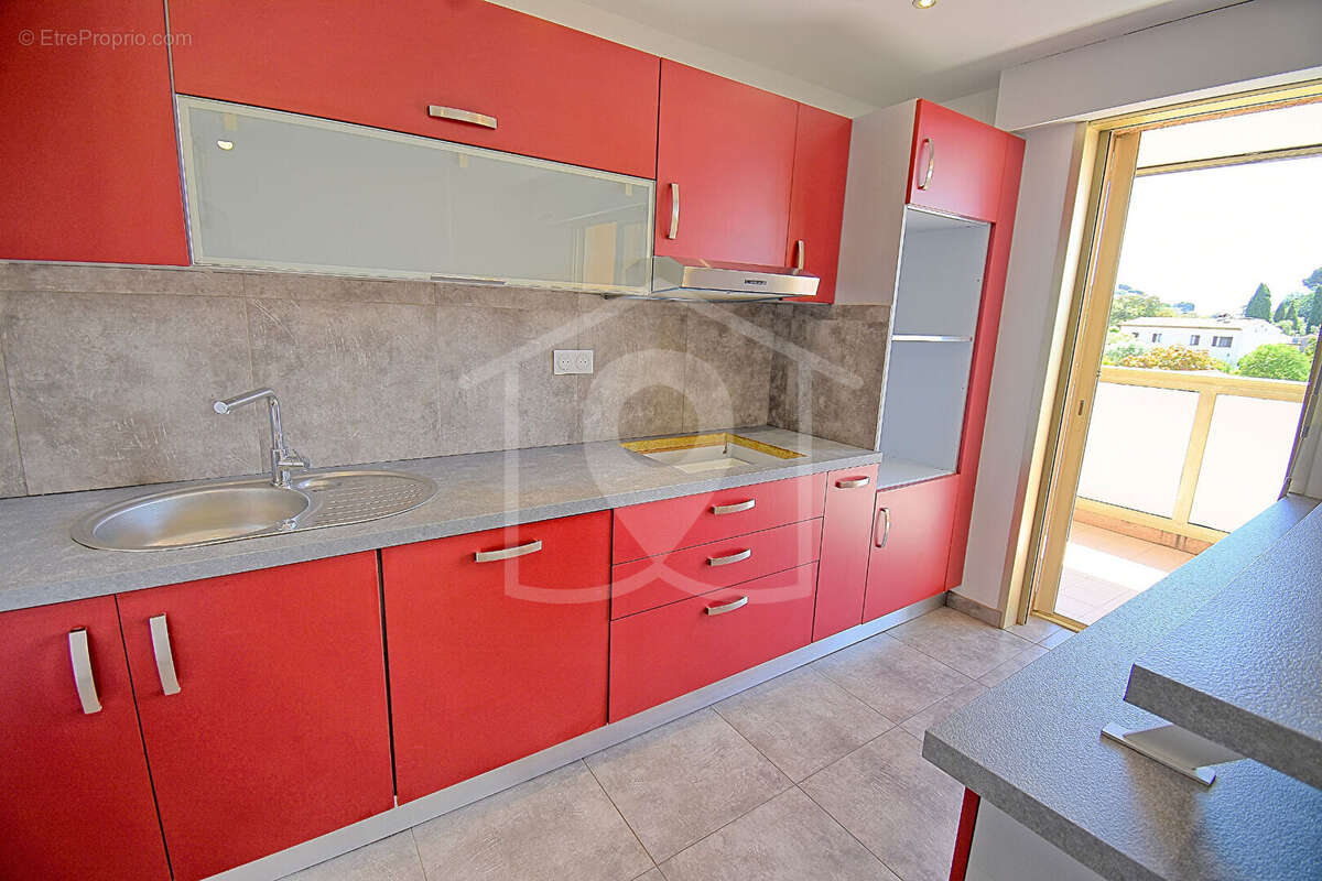 Appartement à LE CANNET