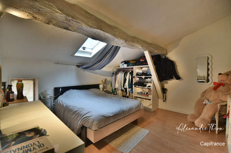 Maison à RIGNIEUX-LE-FRANC