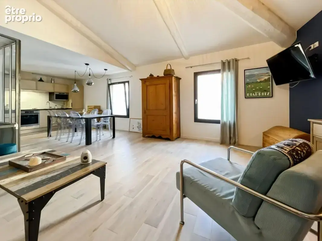 Vente belle maison de ville à Marseillan avec deux suites, terrasse tropézienne et garage non attenant - photo 5