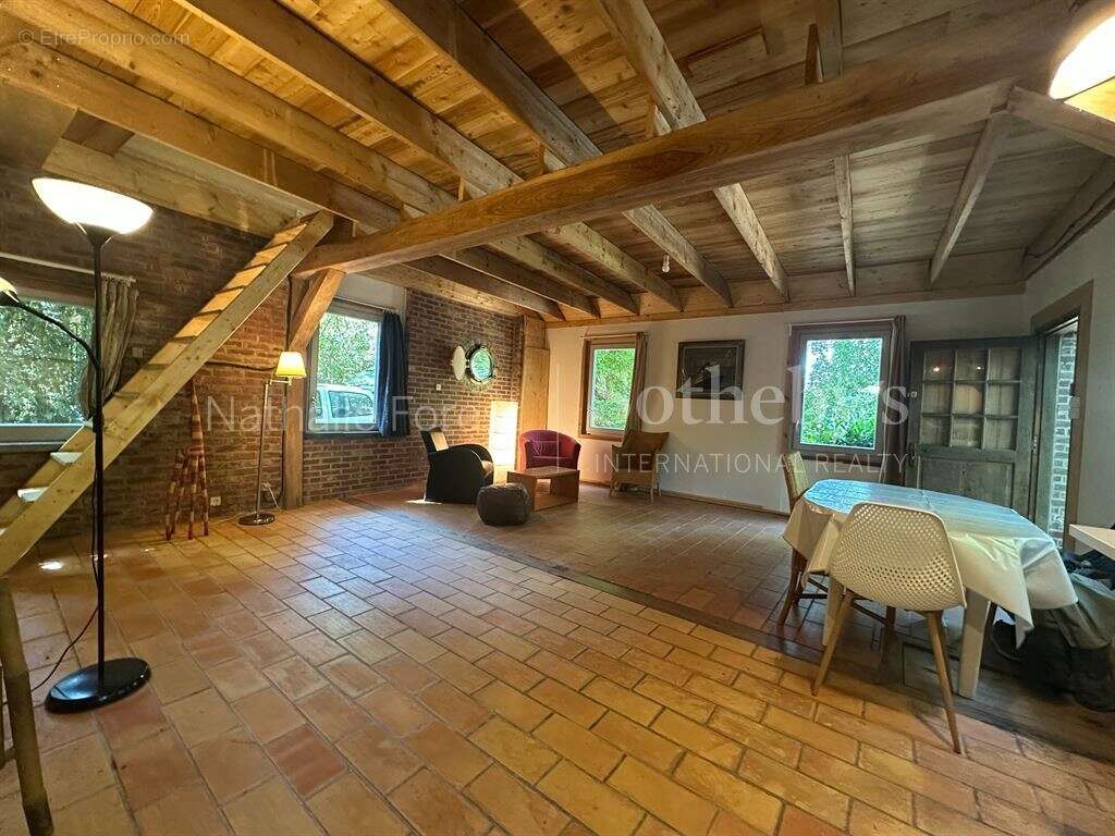 Superbe Terrain non constructible avec maison. - photo 6