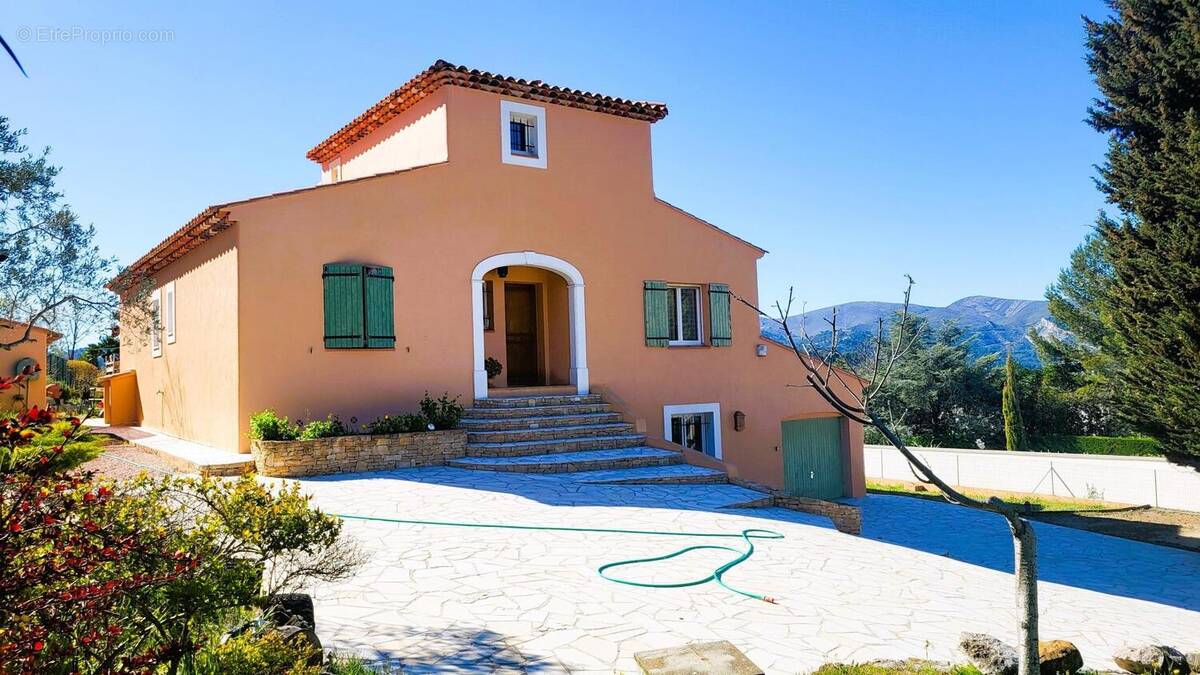 Photo 1 - Maison à MARSEILLE-11E