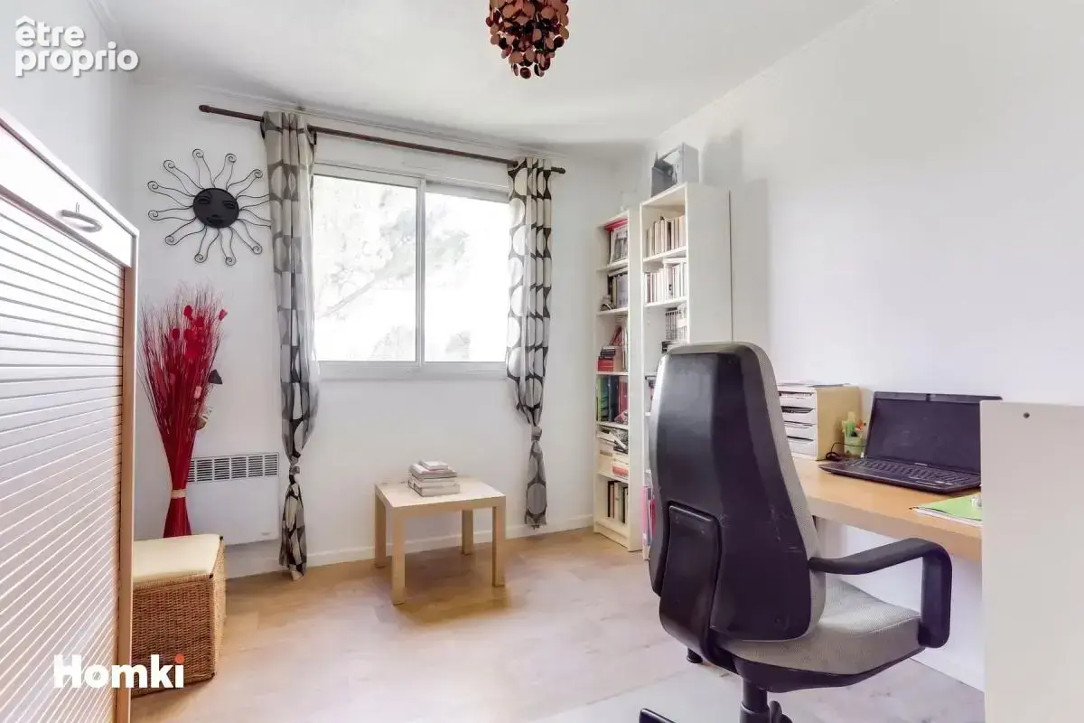 Appartement T4 de 76 m² à Montpellier 34070, Impasse Jean Bruller dit Vercors - photo 9