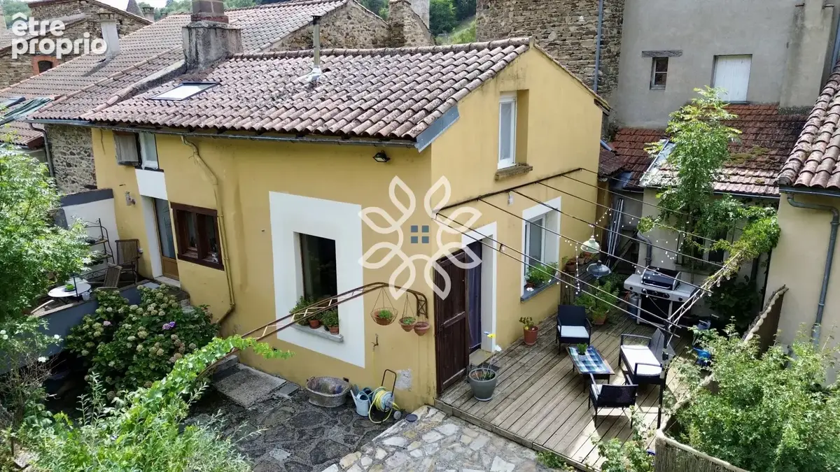 Maison 102m2  avec terrasse et jardin au coeur de Blesle - photo 32