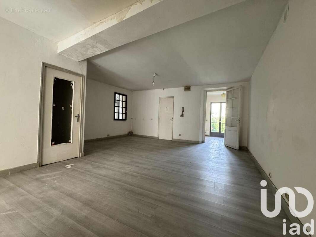 Photo 4 - Appartement à AURILLAC