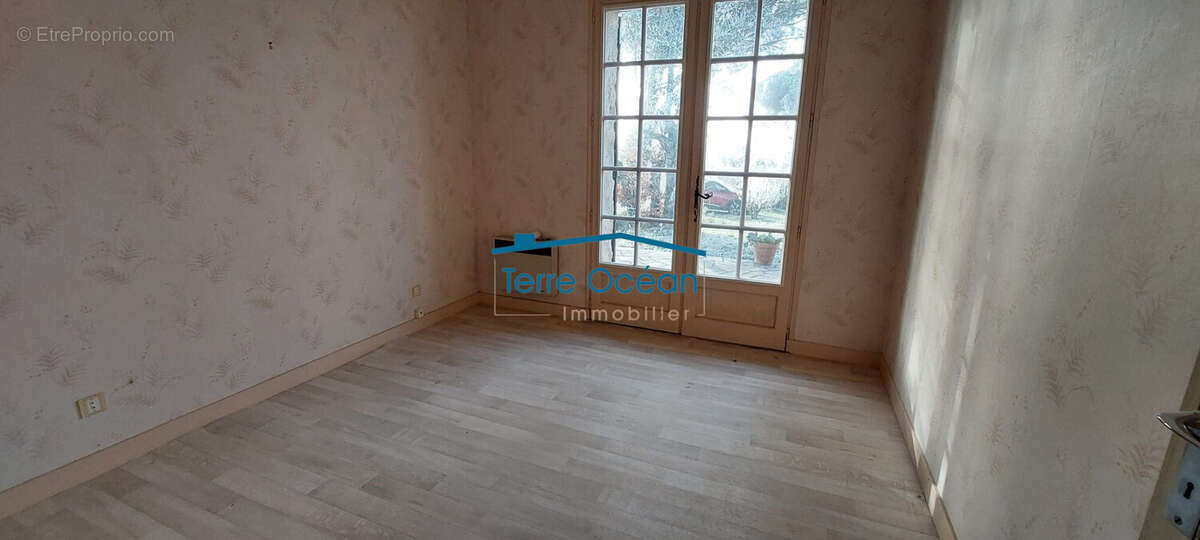 Maison à PONT-L'ABBE-D'ARNOULT