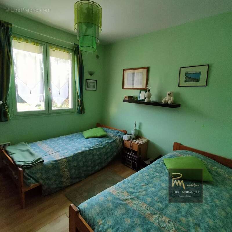 Maison à MONTREUIL-LE-HENRI