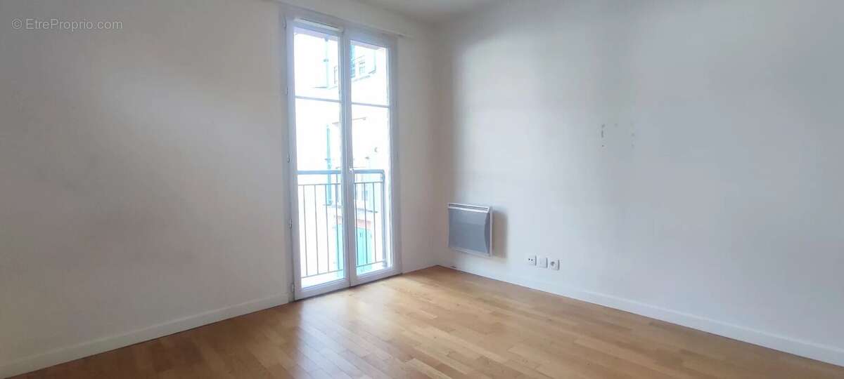 Appartement à CHAVILLE