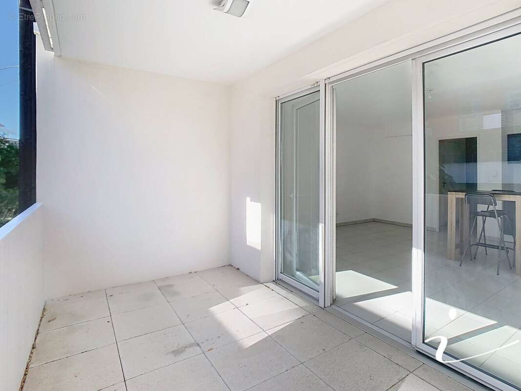 Appartement à JUVIGNAC