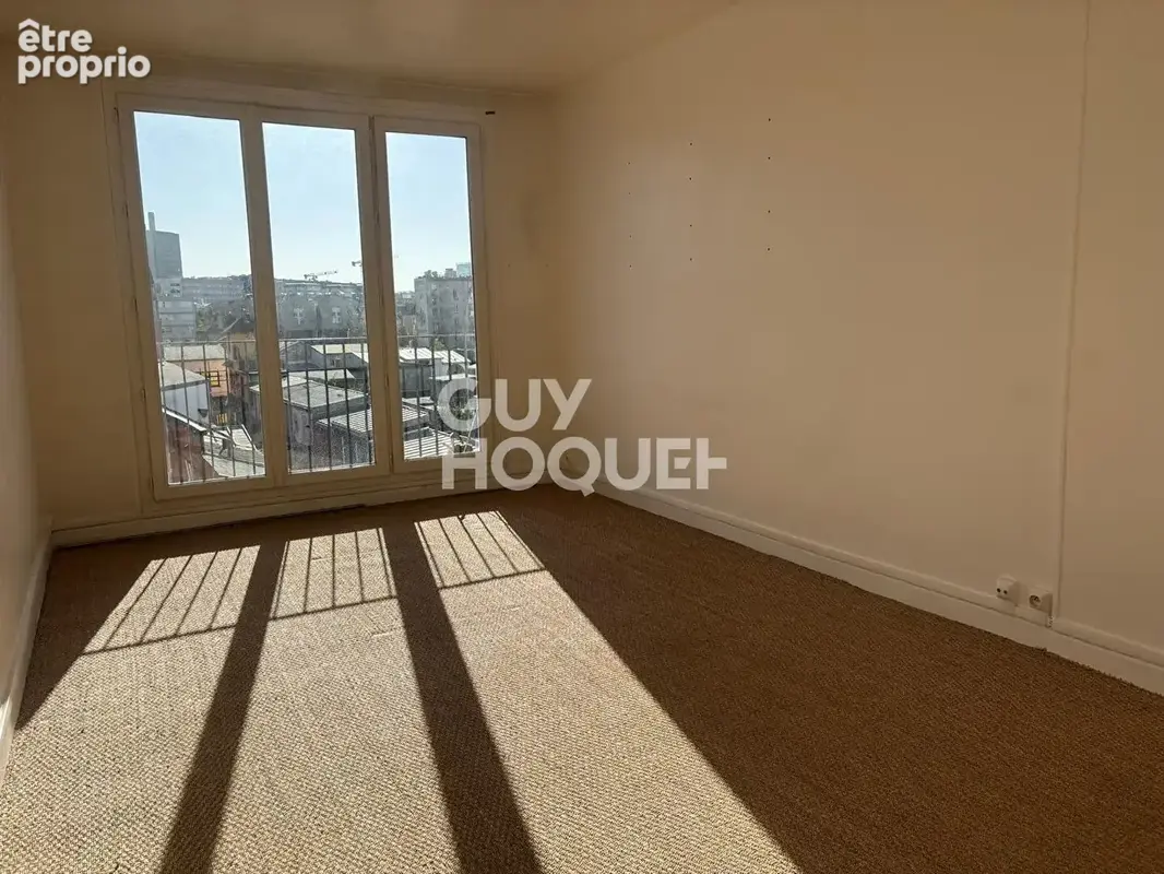 Quartier des puces / rue des rosiers  - 3 pièces - 50,15 m² - 3 caves - photo 3