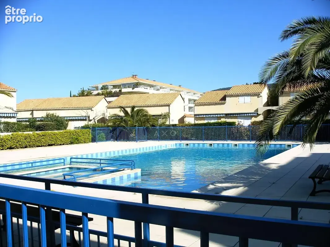 En exclusivité joli Mazet 30 m² hyper centre 83980 LE LAVANDOU - photo 10
