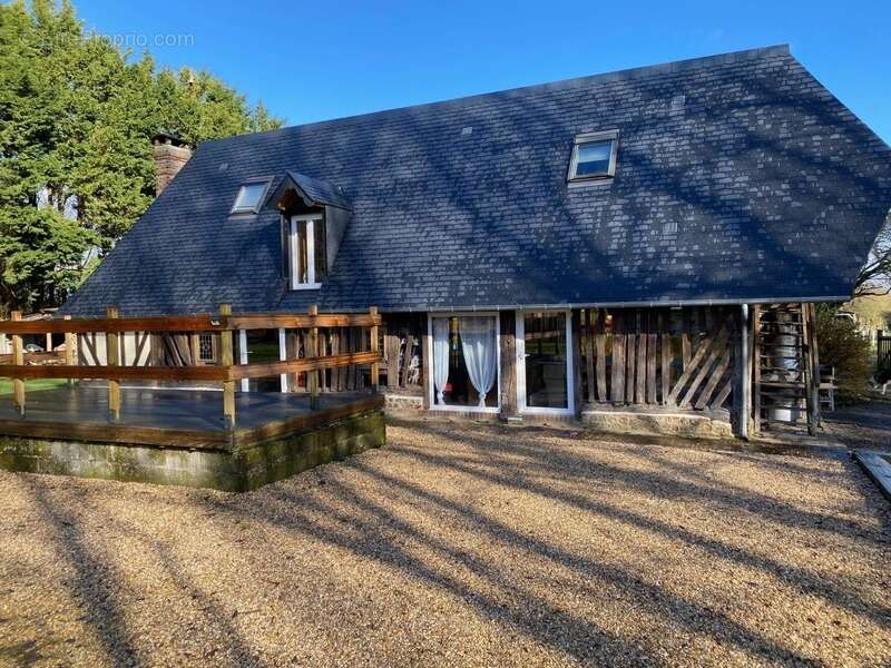 Maison à SAINT-ETIENNE-L&#039;ALLIER