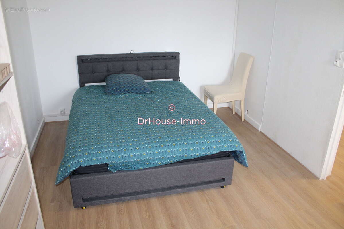 Appartement 80 m² à Angouleme  - photo 11