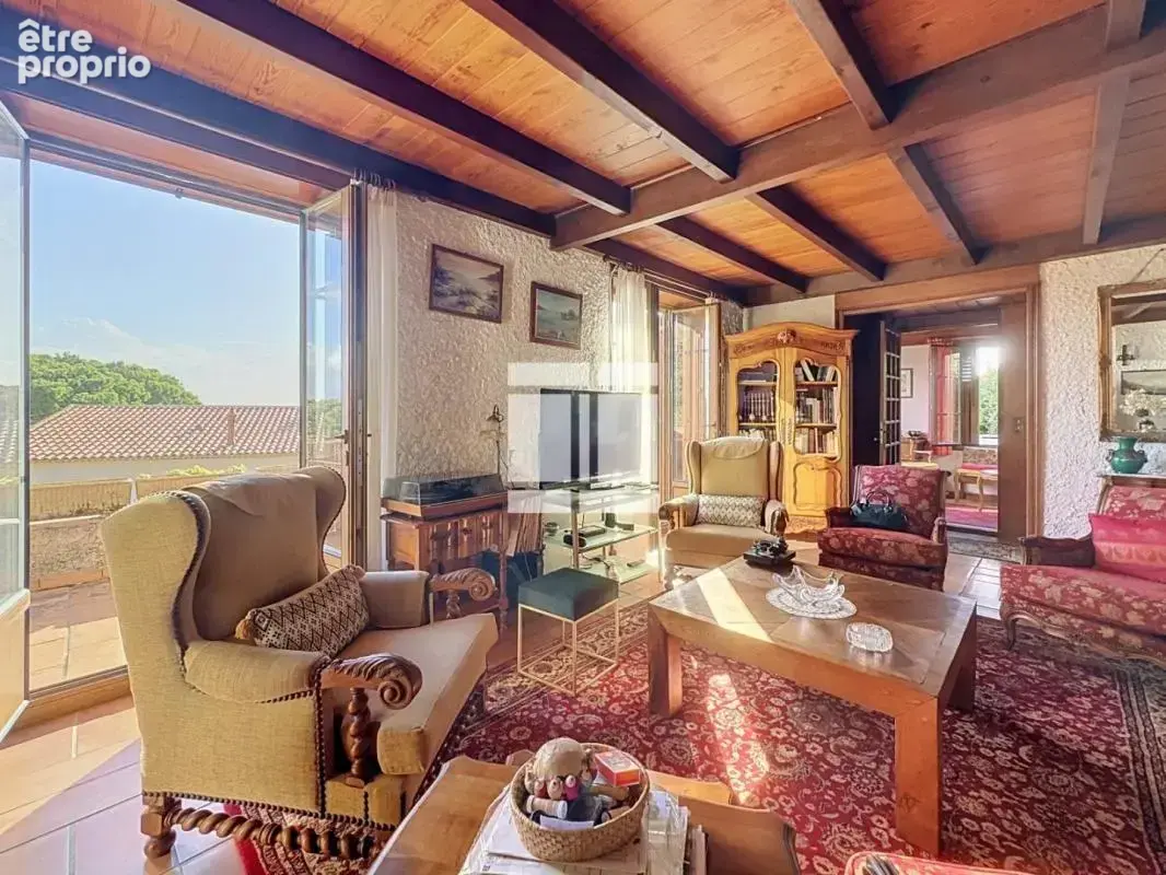 Maison de style provençal – 5 pièces, 175 m² – San-Martino-di-Lota - photo 6