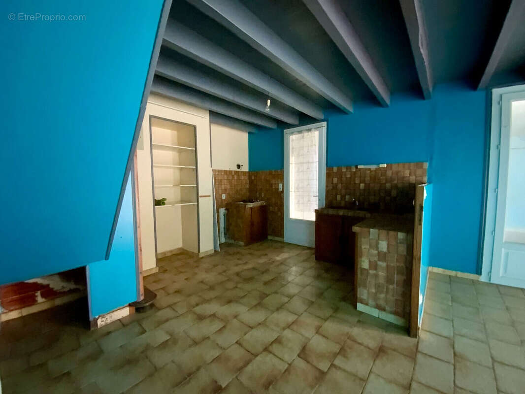 Appartement à SAINT-GENIS-DE-SAINTONGE