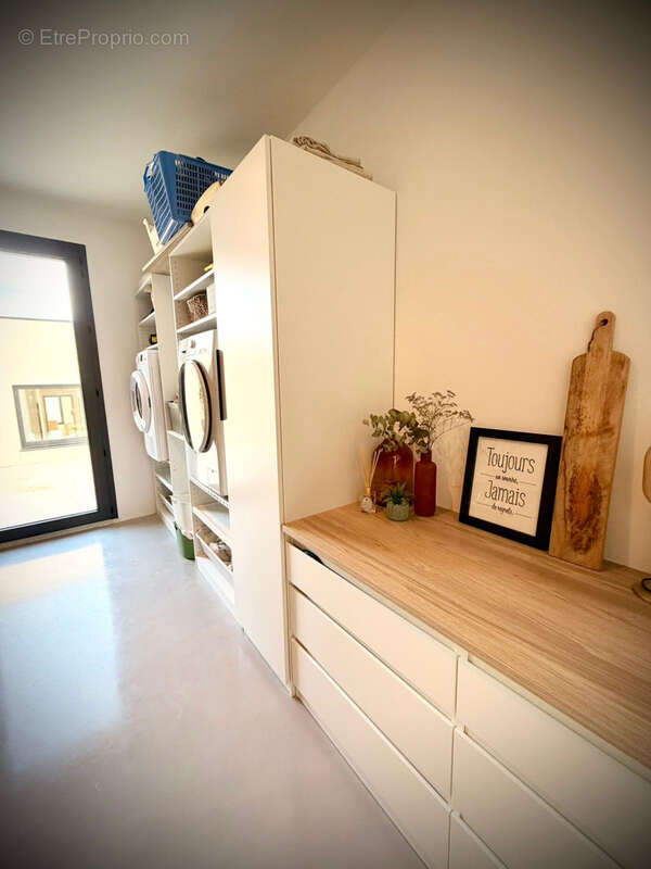 Maison à SUZE-LA-ROUSSE