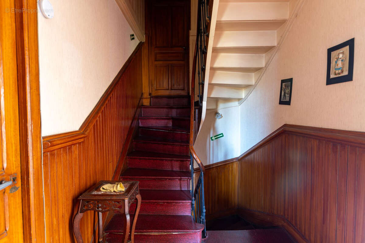 Maison à SAINT-BONNET-DE-SALERS