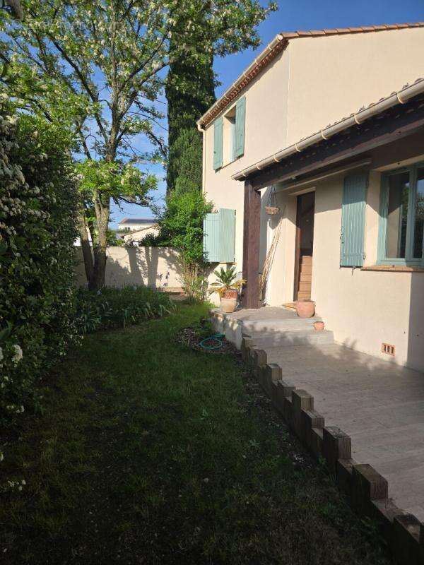 Maison à LA CALMETTE