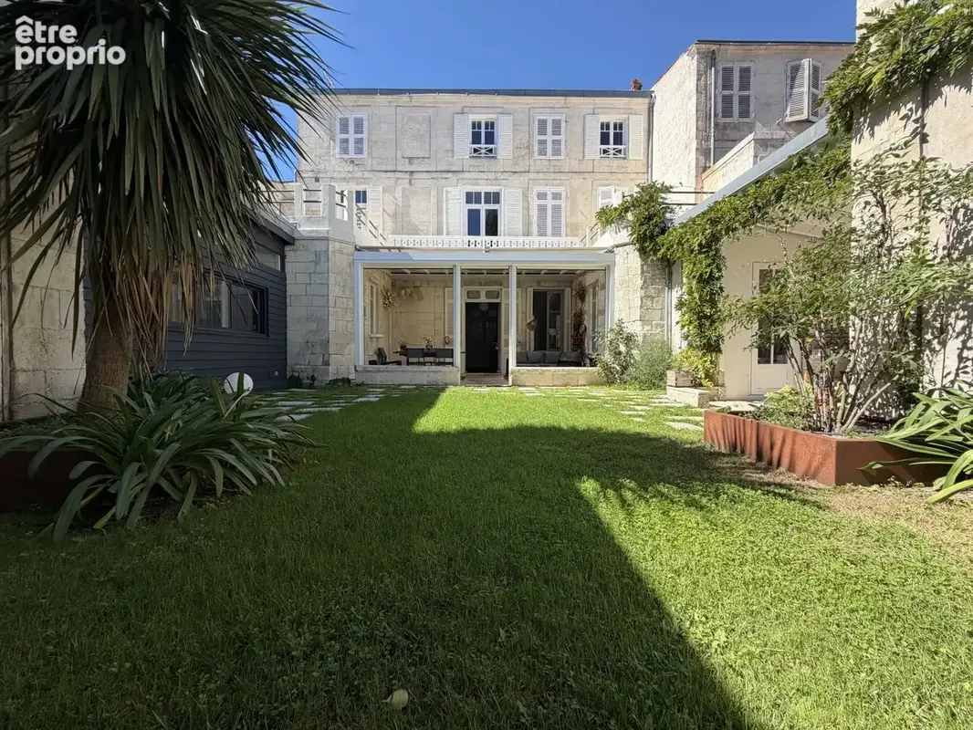 Maison 7 pièces 297 m² à vendre à La Rochelle (17000) - photo 5
