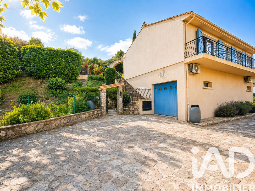 Photo 3 - Maison à TRANS-EN-PROVENCE