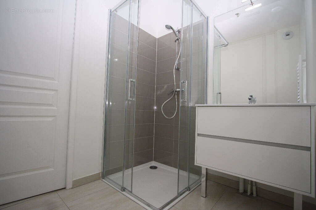 Exclusivité - appartement 2 pièces - 42.40m² - balcon terrasse - parking - photo 8