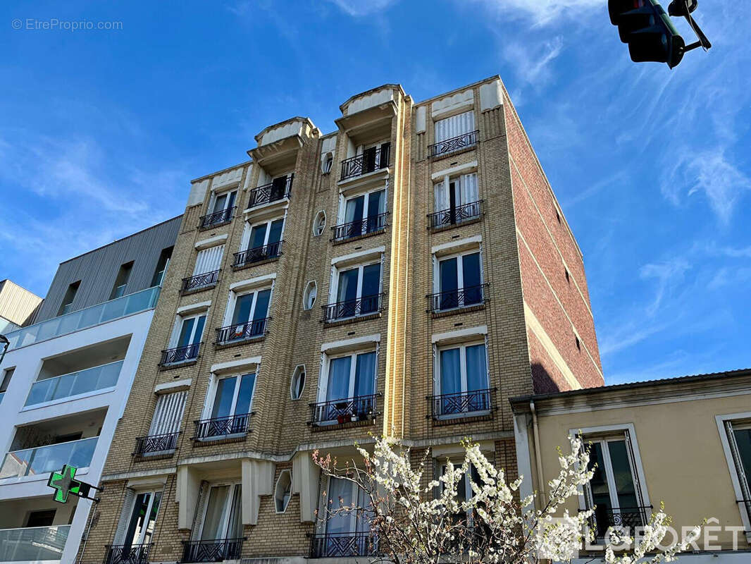 Appartement à ASNIERES-SUR-SEINE