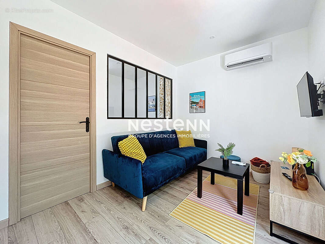 Appartement à VALLAURIS