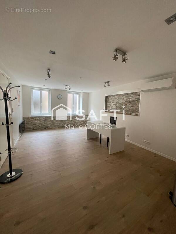 Photo 1 - Commerce à GAILLAC