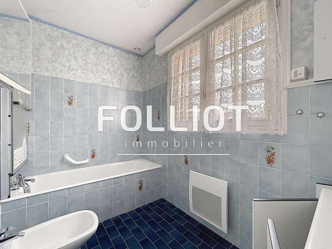 Maison à BRETTEVILLE-SUR-ODON